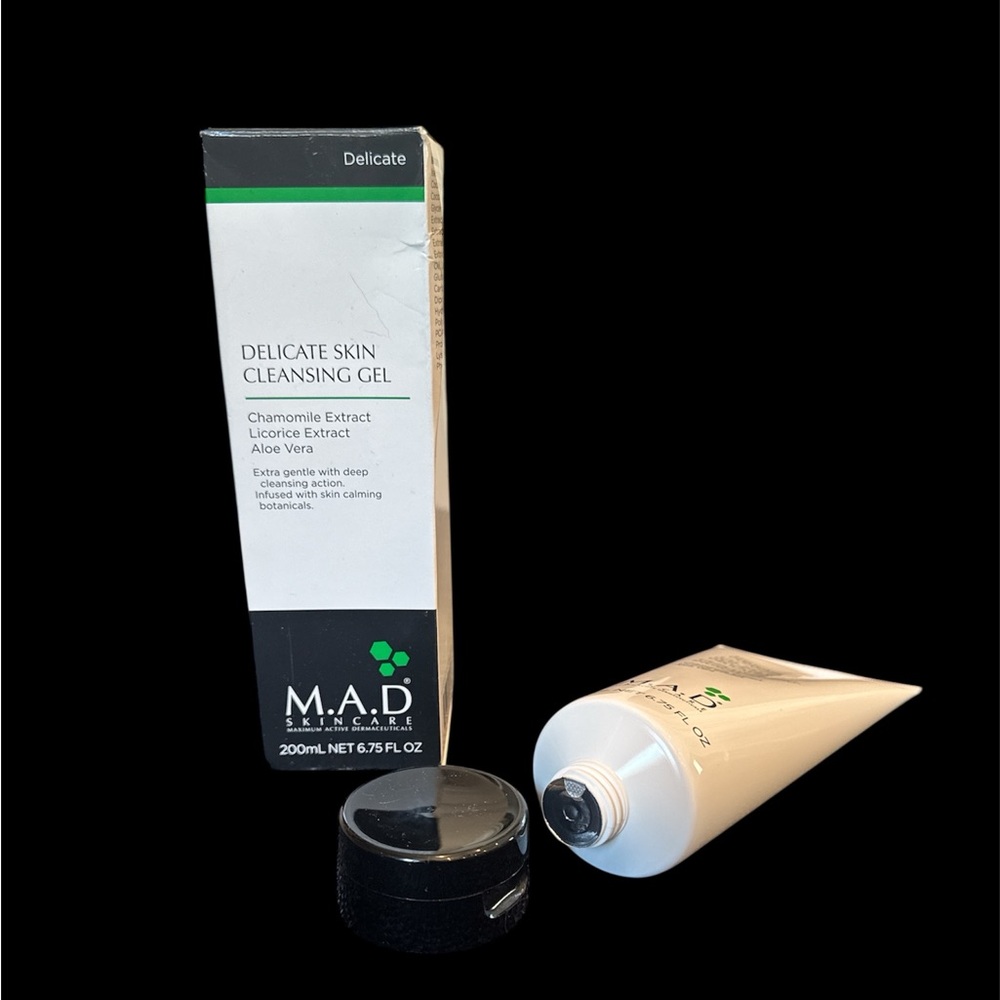 M.A.D Skincare Delicate Skin Cleansing Gel 6.75 oz  / 200 ml